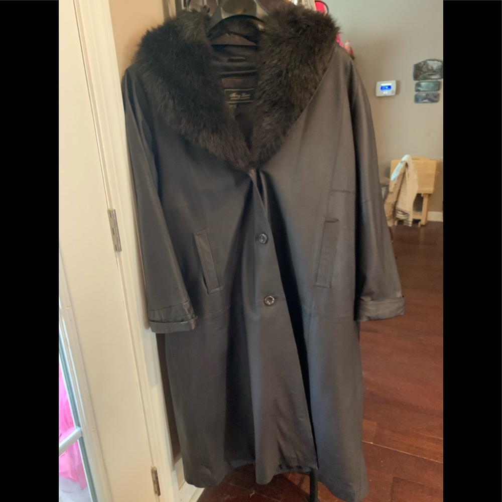 Leather full-length coat size 24W/3X